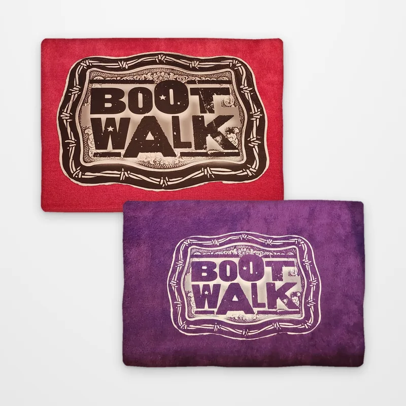 BOOTWALK towels in red and purple